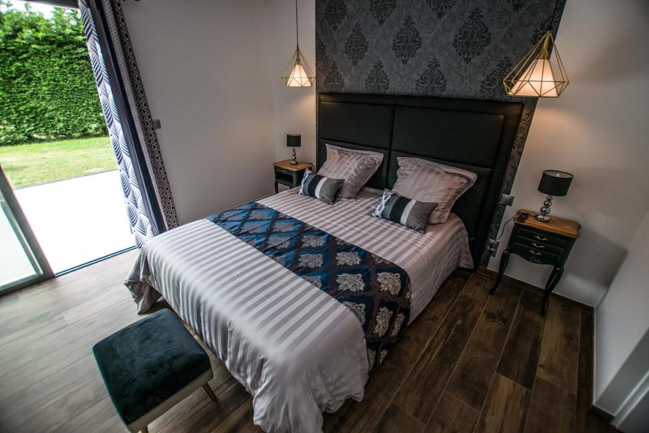 Bed and Breakfast Les Cuves - Saintes Chaniers Екстер'єр фото