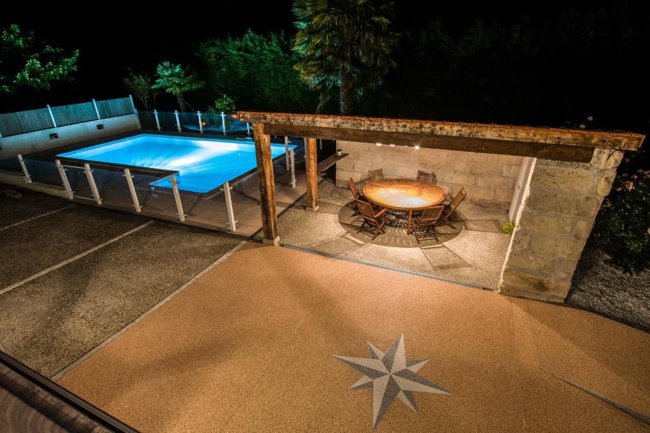 Bed and Breakfast Les Cuves - Saintes Chaniers Екстер'єр фото