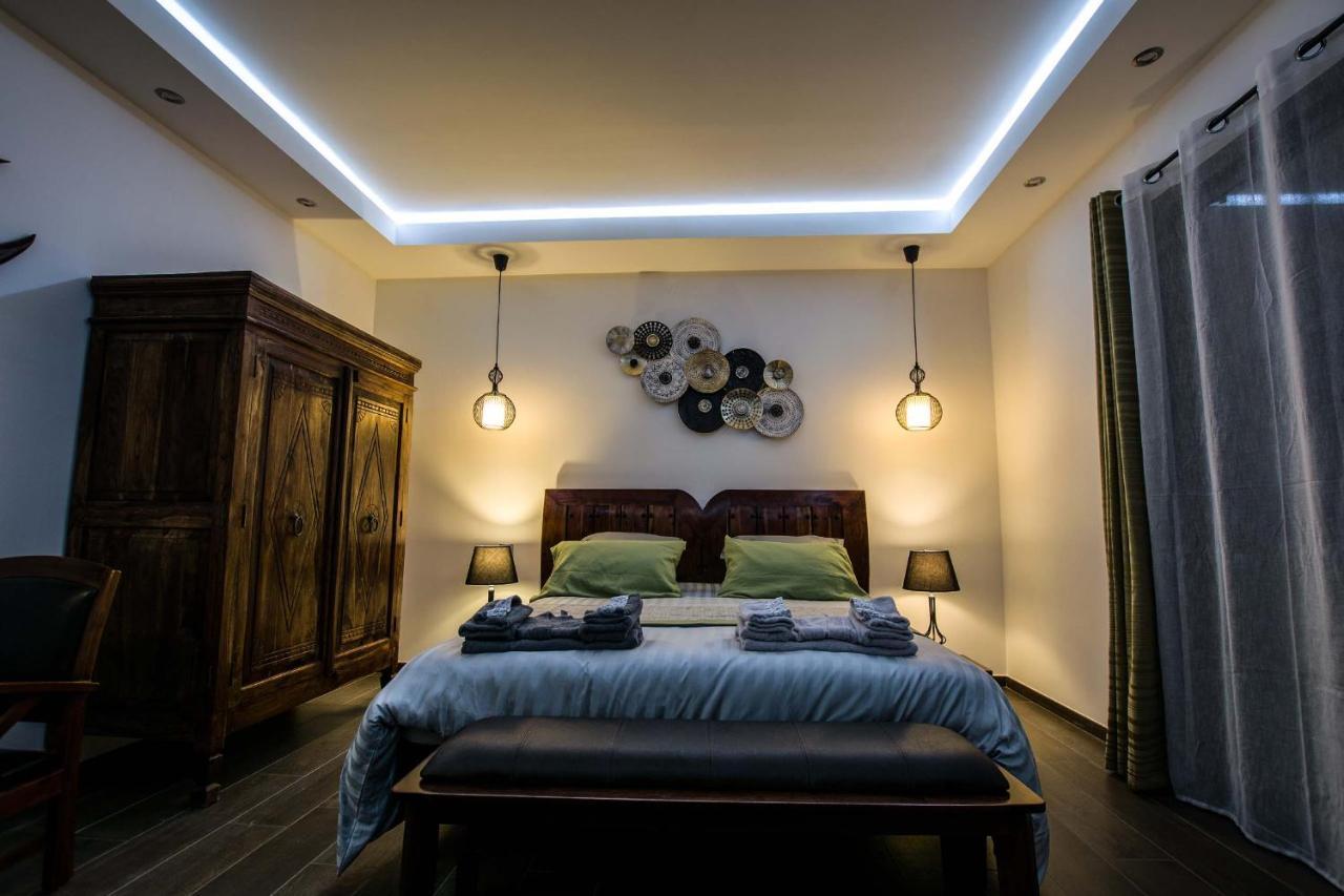 Bed and Breakfast Les Cuves - Saintes Chaniers Екстер'єр фото