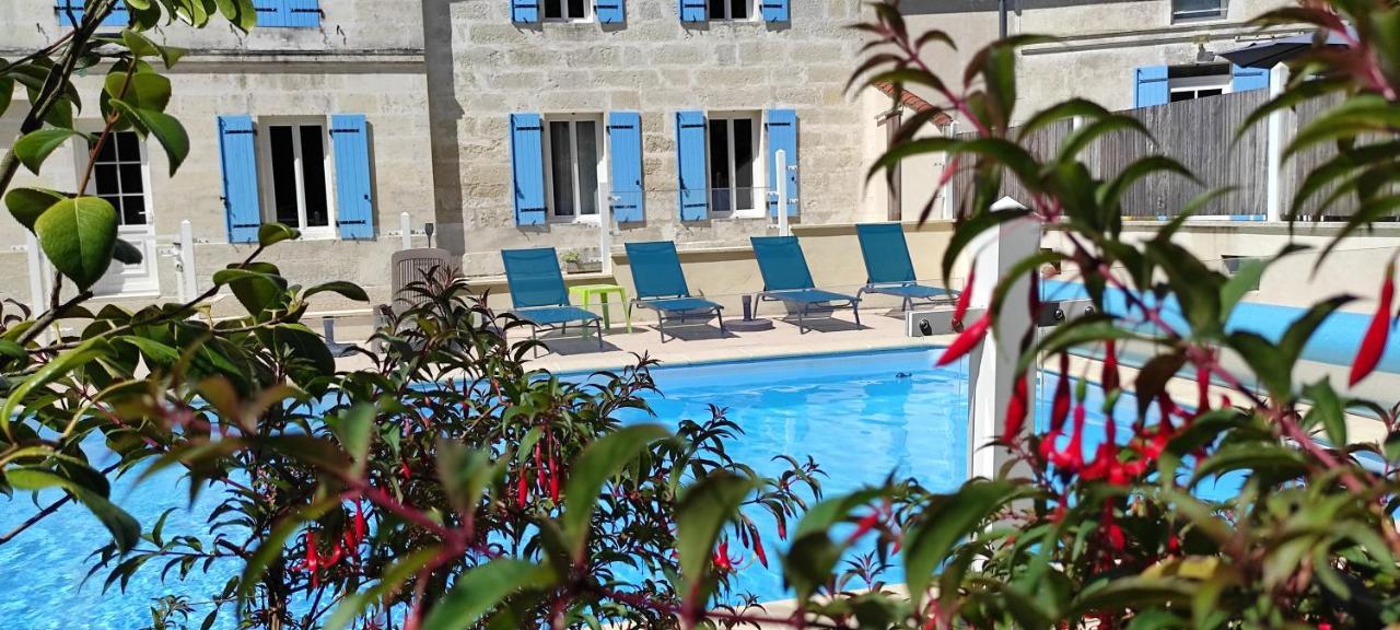 Bed and Breakfast Les Cuves - Saintes Chaniers Екстер'єр фото